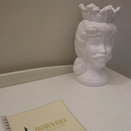 Domus Iole Nel Centro Storico Catania