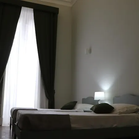 Domus Iole Nel Centro Storico Catania