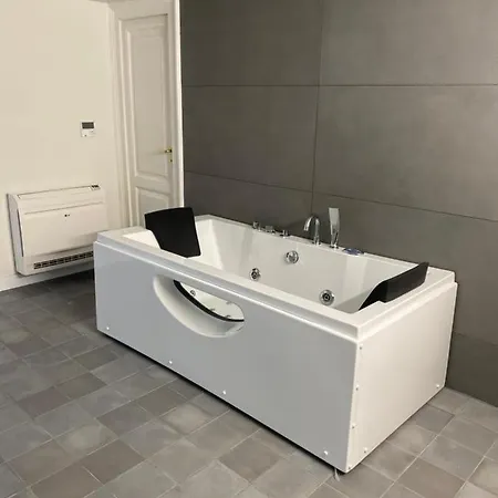 Domus Iole Nel Centro Storico Lejlighed *