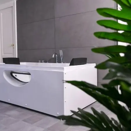 Domus Iole Nel Centro Storico Lejlighed Catania