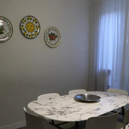 Domus Iole Nel Centro Storico Catania